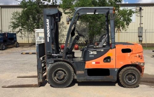 2011 Doosan D35S-5 Forklift