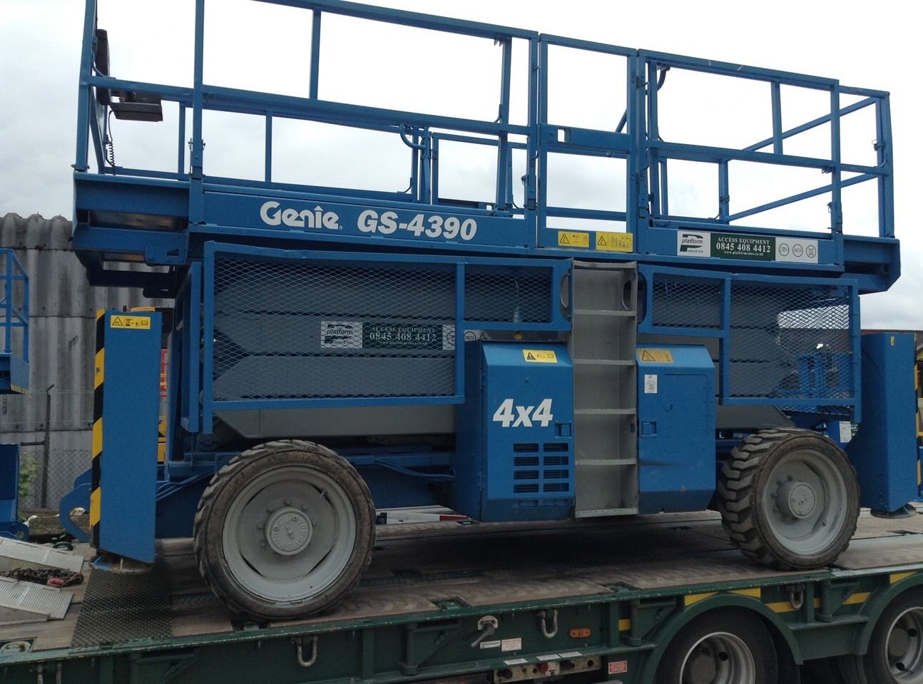 2011 Genie GS-4390 Aerial Scissor Lift