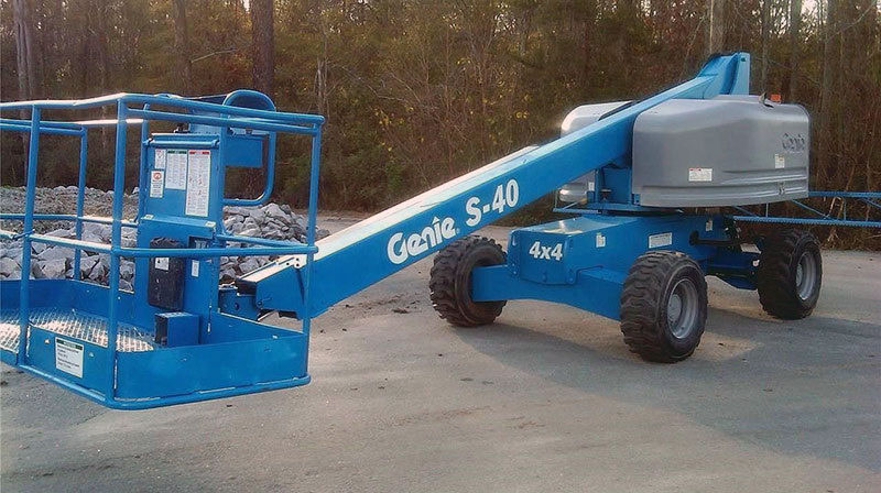 2005 Genie S-40 Boom Man Lift Diesel