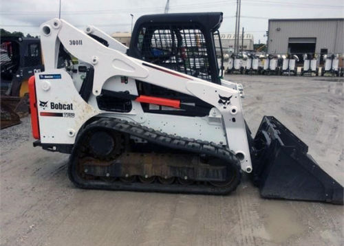 2011 BOBCAT T750 Skid Steer Track Loader Diesel