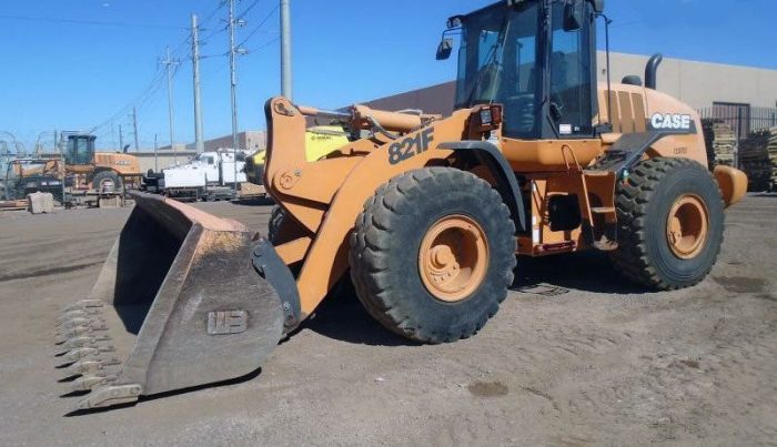 2011 CASE 821F Loader Diesel