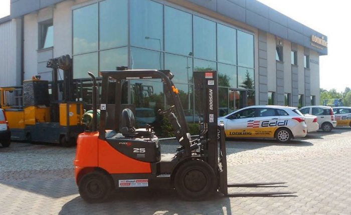 2011 DOOSAN G25P-5 Forklift