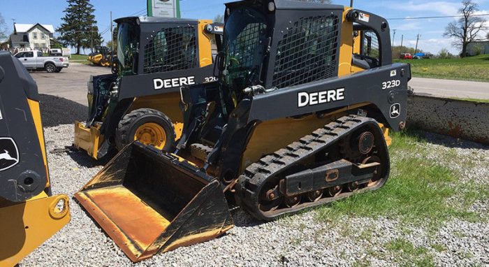 2011 JOHN DEERE 323D Skid Steer Track Loader Diesel