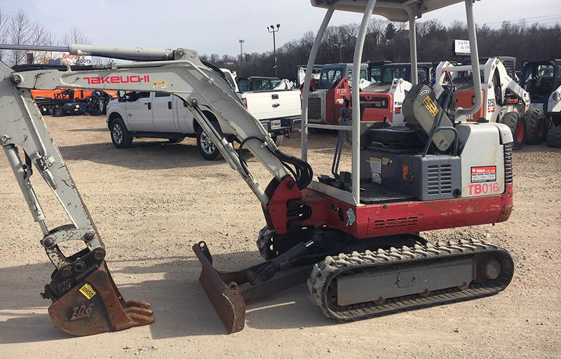 2011 TAKEUCHI TB016 Mini Excavator Diesel