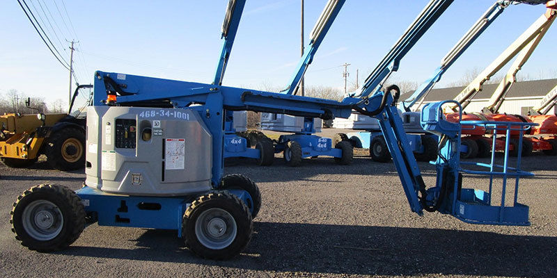 2012 Genie Z-34/22 IC 4WD Boom Lift Gas