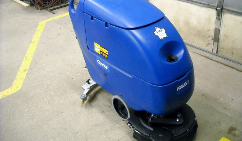 2013 NILFISK FOCUS II Floor Scrubber